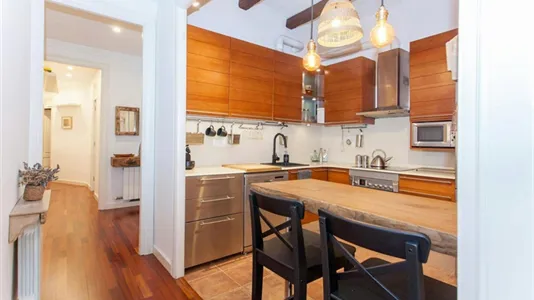 Apartments in Barcelona Eixample - photo 8