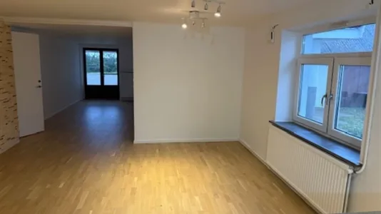 Apartments in Staffanstorp - photo 4