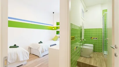 Room for rent in Milano Zona 6 - Barona, Lorenteggio, Milan