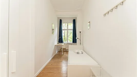 Rooms in Berlin Friedrichshain-Kreuzberg - photo 3