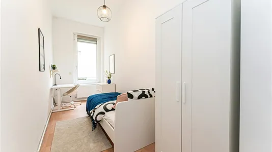 Rooms in Berlin Charlottenburg-Wilmersdorf - photo 2