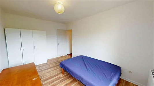 Rooms in Grenoble - photo 3