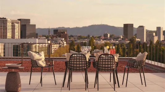 Houses in Bülach - photo 6