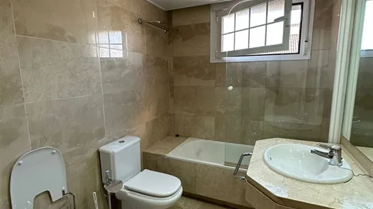 Rooms in Madrid Fuencarral-El Pardo - photo 10