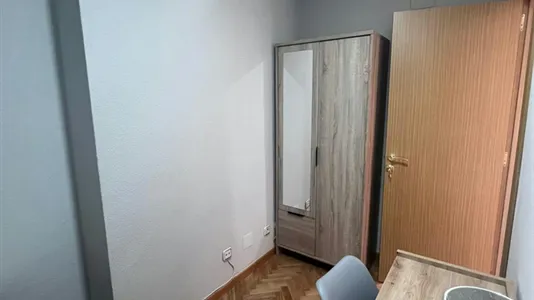 Rooms in Madrid Hortaleza - photo 5