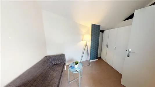 Rooms in Lyon - photo 2