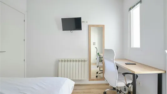 Rooms in Salamanca - photo 5