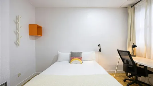Rooms in Madrid Chamberí - photo 3