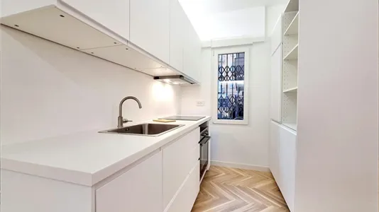 Apartments in Milano Zona 2 - Stazione Centrale, Gorla, Turro, Greco, Crescenzago - photo 10