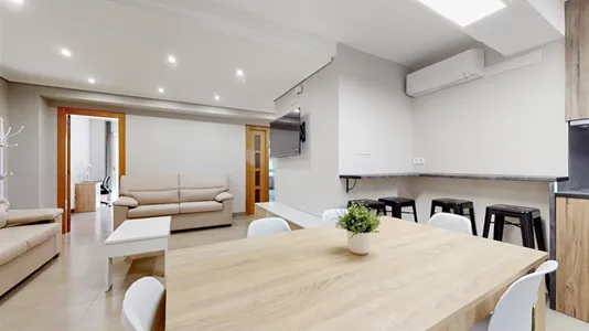 Rooms in Castellón de la Plana/Castelló de la Plana - photo 10