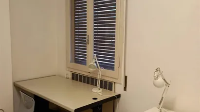 Room for rent in Bologna, Emilia-Romagna