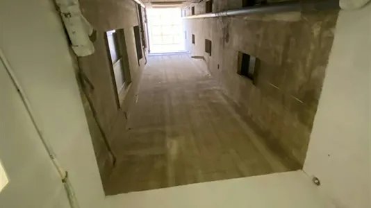 Rooms in Barcelona Eixample - photo 8