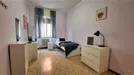 Room for rent, Bergamo, Lombardia, Via Alessandro Venanzio, Italy