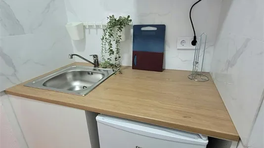 Rooms in Burjassot - photo 7