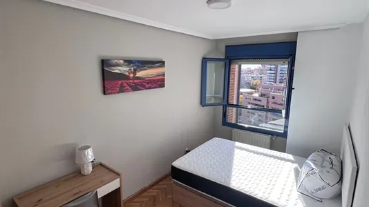 Rooms in Madrid Hortaleza - photo 5