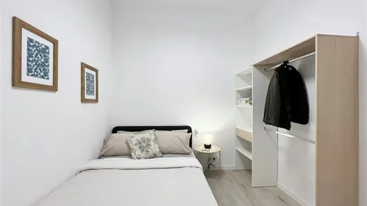 Rooms in Madrid Chamberí - photo 3