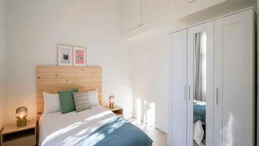 Rooms in Madrid Chamberí - photo 2