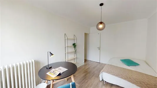 Rooms in Paris 17ème arrondissement - photo 1