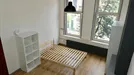 Room for rent, Rotterdam, &lt;span class=&quot;blurred street&quot; onclick=&quot;ProcessAdRequest(7740679)&quot;&gt;&lt;span class=&quot;hint&quot;&gt;See streetname&lt;/span&gt;[xxxxxxxxxxxxx]&lt;/span&gt;