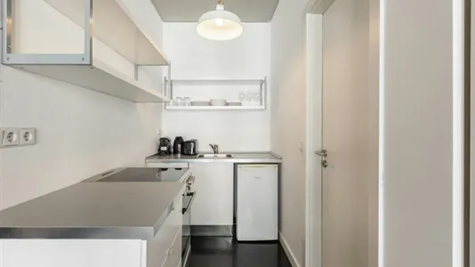 Apartments in Location is not specified - photo 8