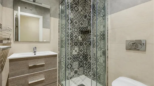 Rooms in Madrid Salamanca - photo 5