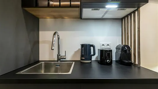 Rooms in el Camí de Vera - photo 7