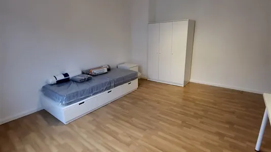 Rooms in Berlin Charlottenburg-Wilmersdorf - photo 7