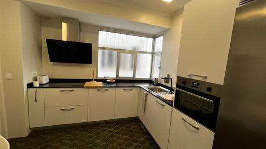 Rooms in Bilbao - photo 10