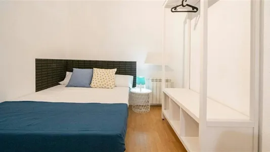 Rooms in Madrid Centro - photo 2