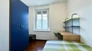 Room for rent, Trento, Trentino-Alto Adige, &lt;span class=&quot;blurred street&quot; onclick=&quot;ProcessAdRequest(12837528)&quot;&gt;&lt;span class=&quot;hint&quot;&gt;See streetname&lt;/span&gt;[xxxxxxxxxxxxx]&lt;/span&gt;