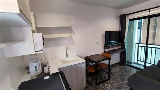 Rooms in Arrigorriaga - photo 3