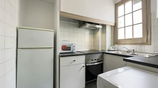 Rooms in Barcelona Eixample - photo 4