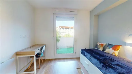 Apartments in Lyon - photo 8