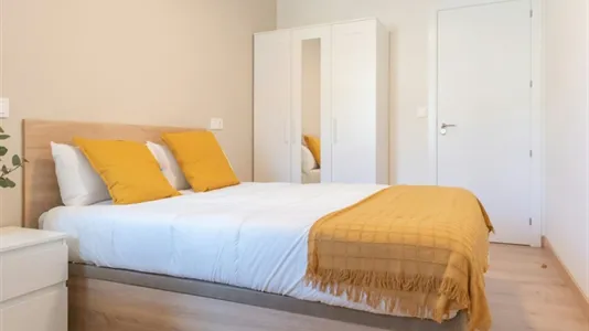 Rooms in Madrid Chamberí - photo 3