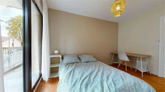 Rooms in Grenoble - photo 2