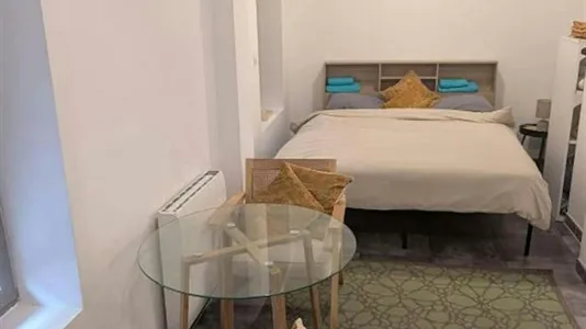 Apartments in Lyon - photo 5