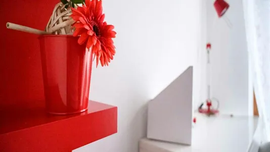 Rooms in Milano Zona 8 - Fiera, Gallaratese, Quarto Oggiaro - photo 4