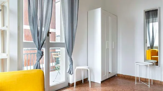 Rooms in Milano Zona 5 - Vigentino, Chiaravalle, Gratosoglio - photo 3