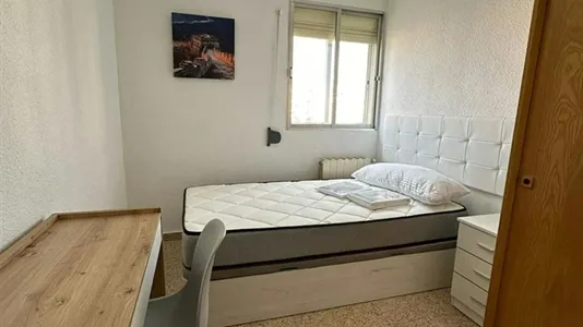 Rooms in Madrid Fuencarral-El Pardo - photo 1