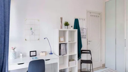 Rooms in Milano Zona 5 - Vigentino, Chiaravalle, Gratosoglio - photo 1
