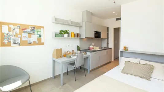 Apartments in Florence - photo 2