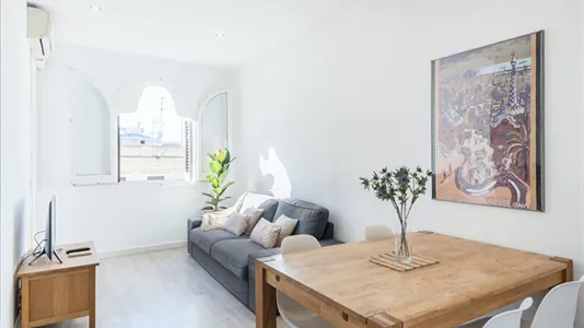 Apartments in Barcelona Eixample - photo 4