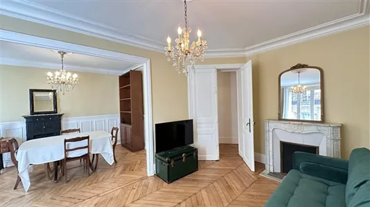 Apartments in Paris 18ème arrondissement - Montmartre - photo 6