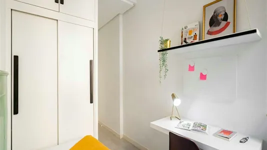Rooms in Madrid Centro - photo 4