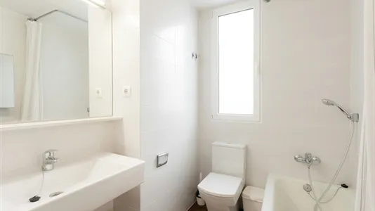 Rooms in Valencia L'Eixample - photo 8