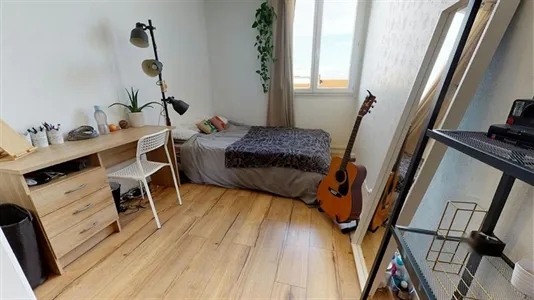 Rooms in Lyon - photo 4