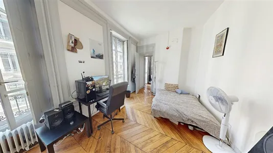 Rooms in Lyon - photo 2