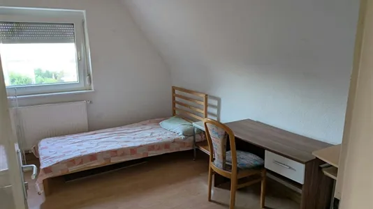 Rooms in Esslingen - photo 1