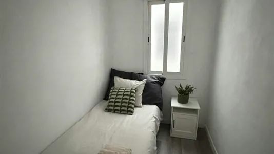 Rooms in L'Hospitalet de Llobregat - photo 2