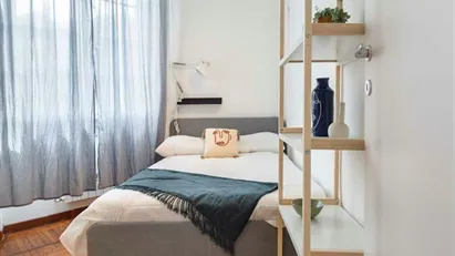 Room for rent in Milano Zona 4 - Vittoria, Forlanini, Milan
